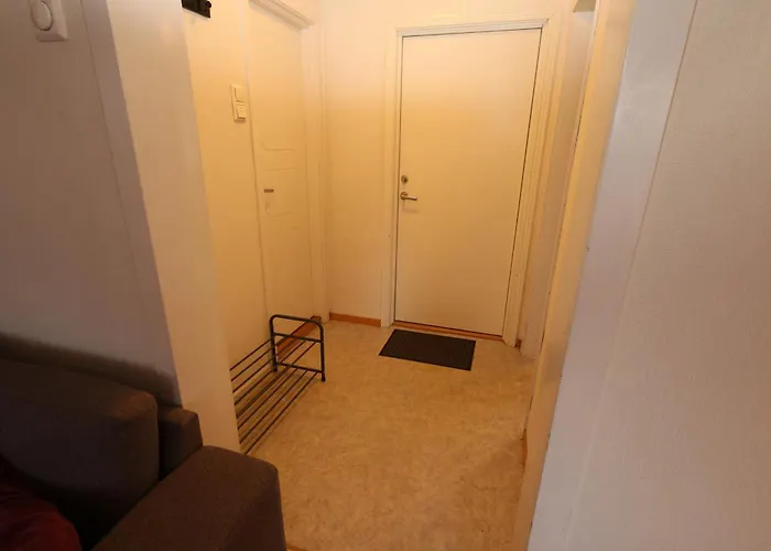 Close To Center, 900 M, 2 Bedrooms, 1st Floor * 트롬쇠